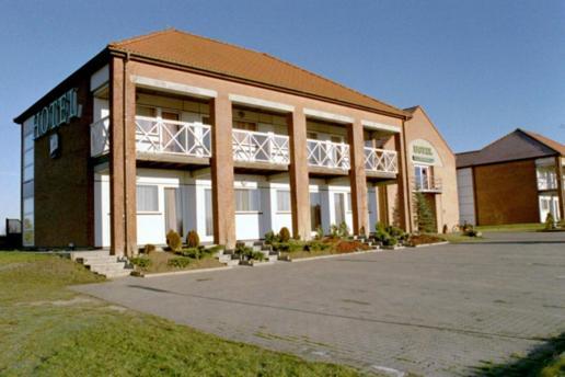 GreenLine Hotel Hellfeld Neubrandenburg Exterior foto