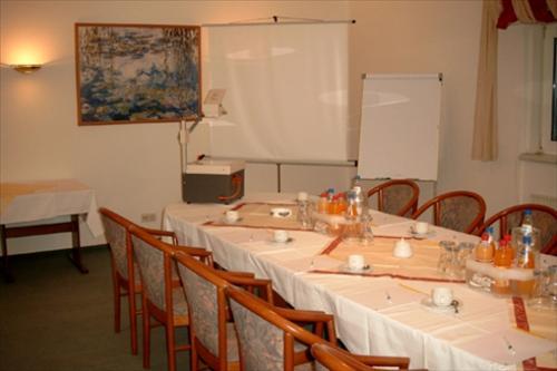 GreenLine Hotel Hellfeld Neubrandenburg Einrichtungen foto