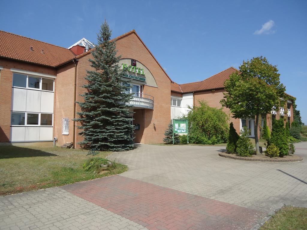 GreenLine Hotel Hellfeld Neubrandenburg Exterior foto